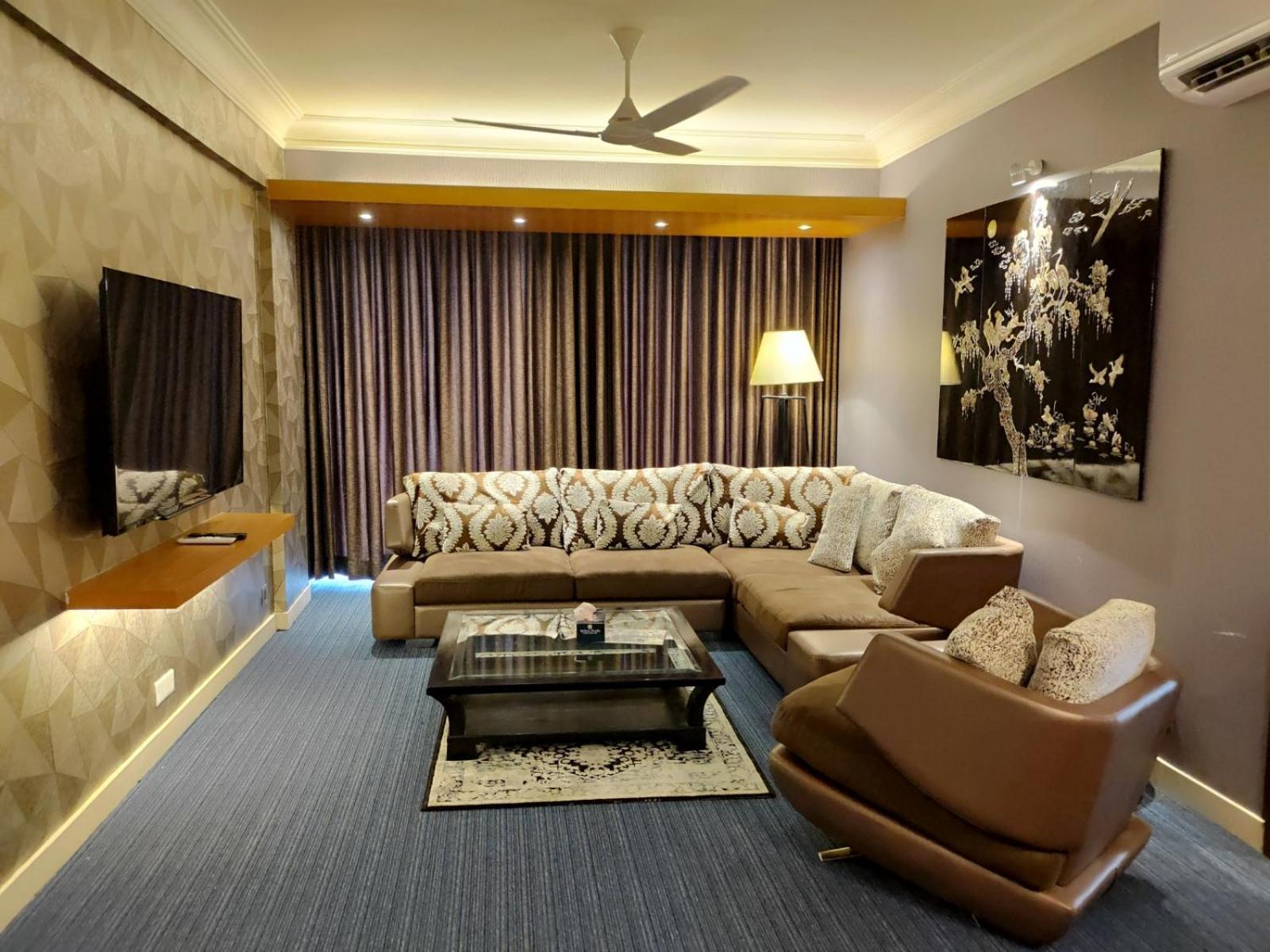 Royal Cox'S Bazar Hotell Exteriör bild